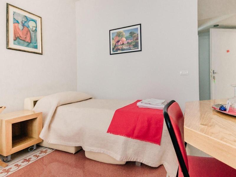 Adriano Augusto Bed & Breakfast Rome Exterior photo