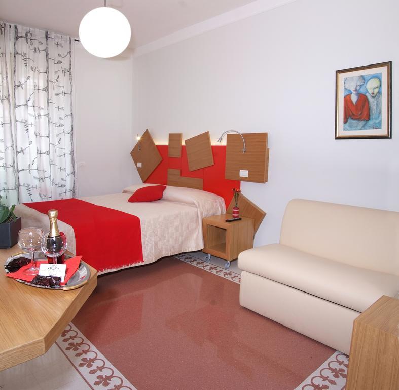 Adriano Augusto Bed & Breakfast Rome Room photo