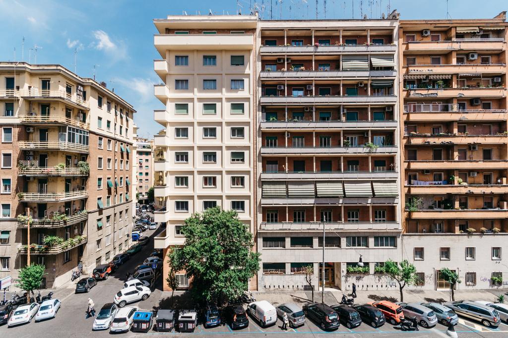 Adriano Augusto Bed & Breakfast Rome Exterior photo